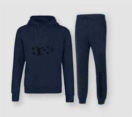 Picture of LV SweatSuits _SKULVM-6XL1qn2429501